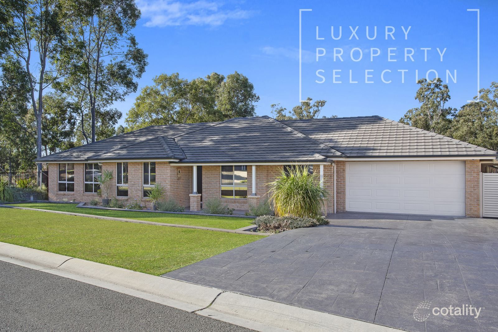 10 Young Ave, Camden Park, NSW 2570