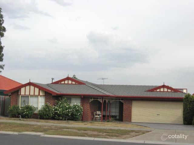 10 Gowanbrae Dr, Gowanbrae, VIC 3043