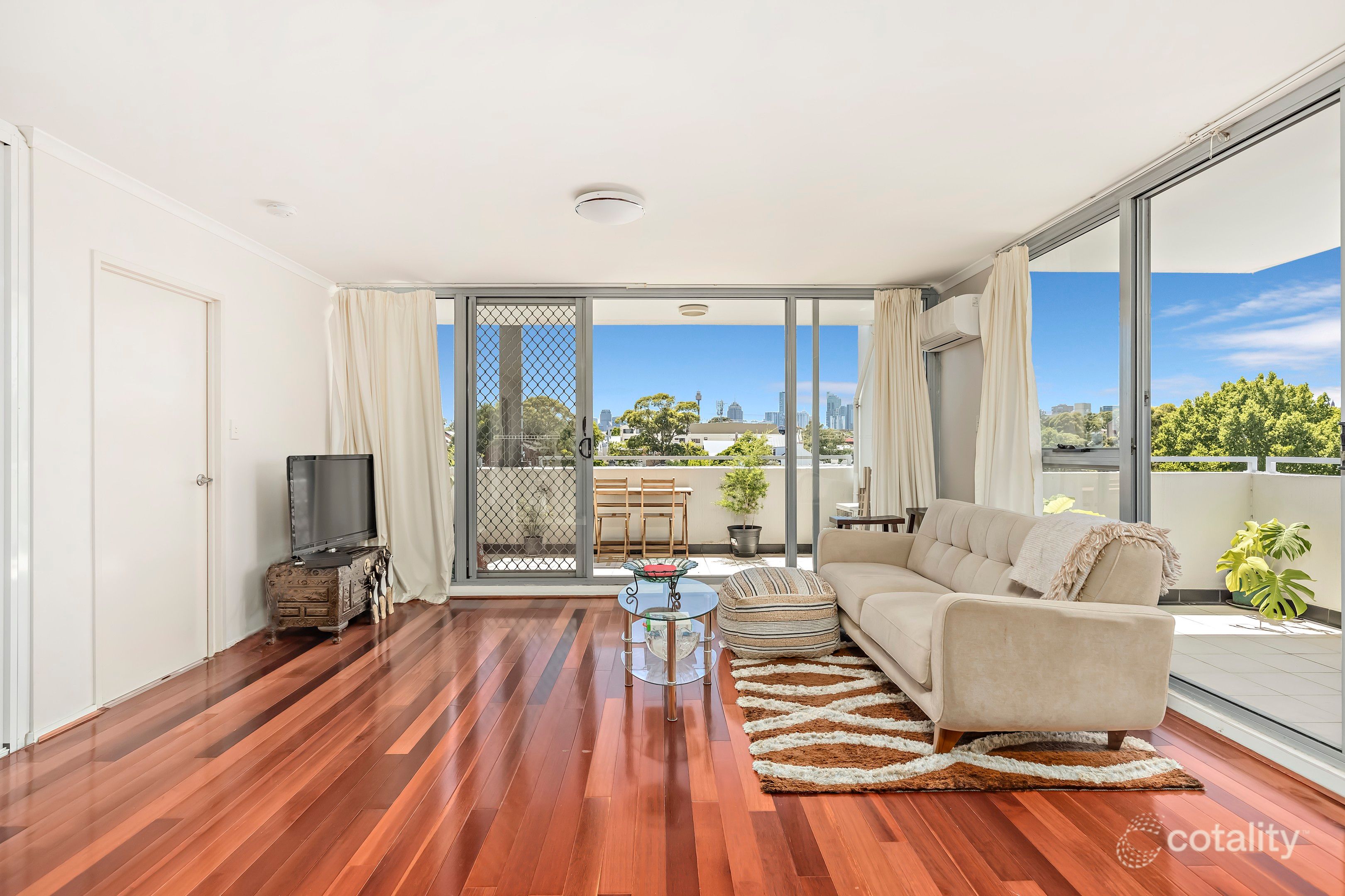 621/1-3 Larkin St, Camperdown, NSW 2050