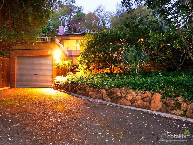 44 Ronneby Rd, Lesmurdie, WA 6076