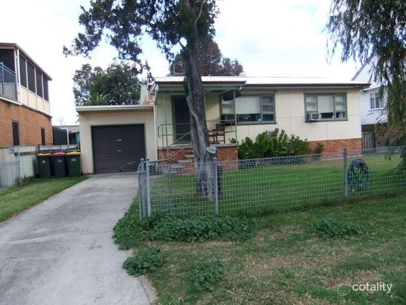 17 Collett Ave, Singleton, NSW 2330