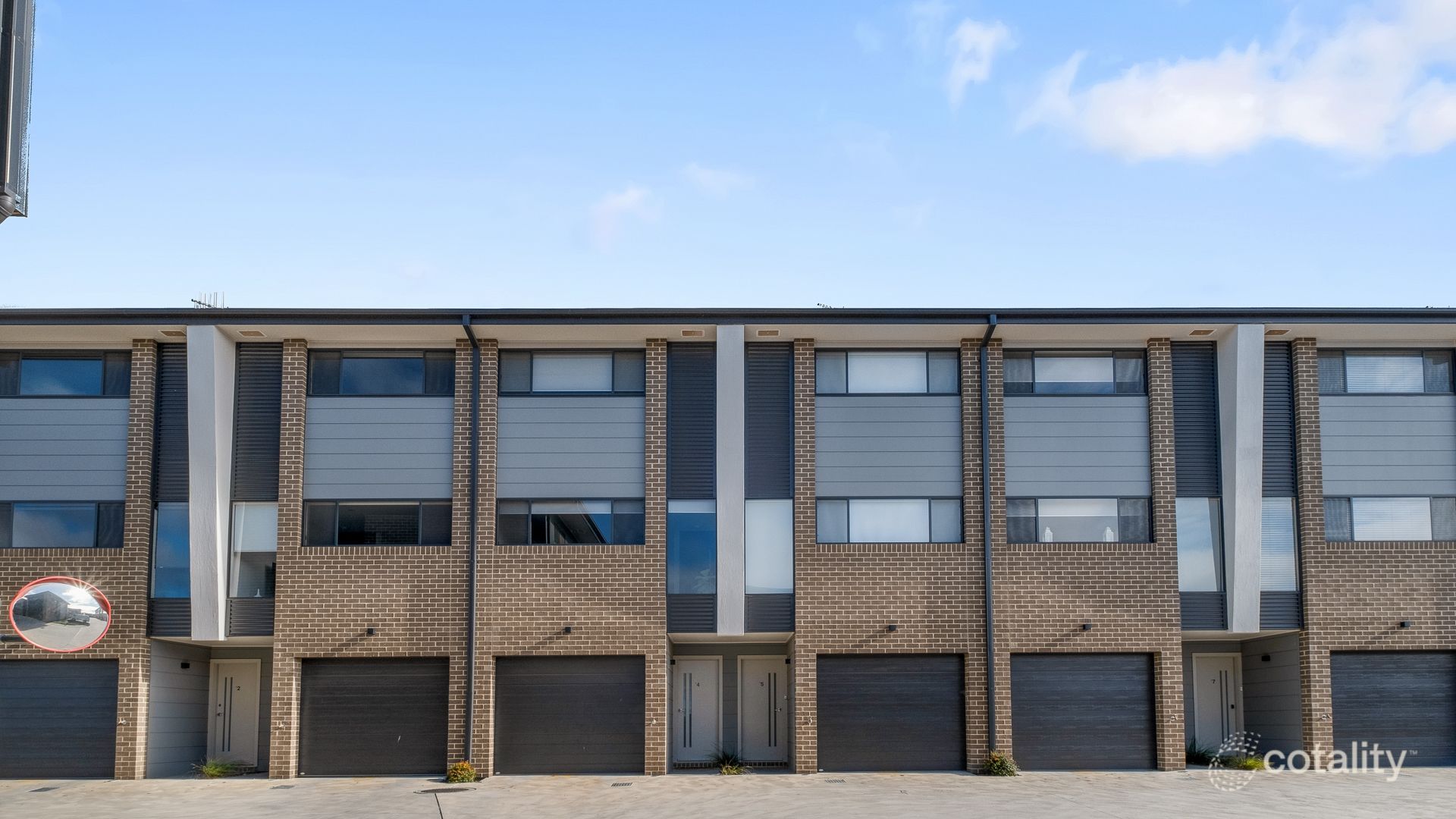 4/1 Bon Scott Cres, Moncrieff, ACT 2914