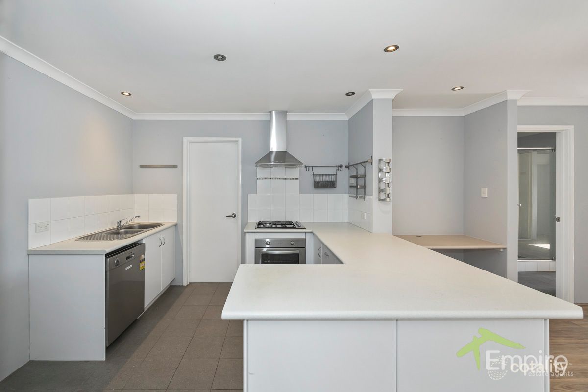 40/24 Burton St, Cannington, WA 6107