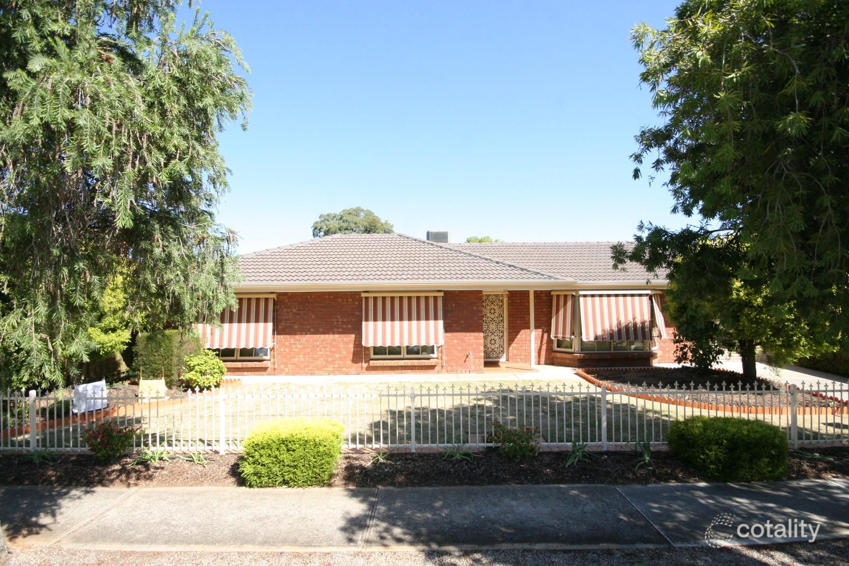 14b Almond Gr, Glandore, SA 5037