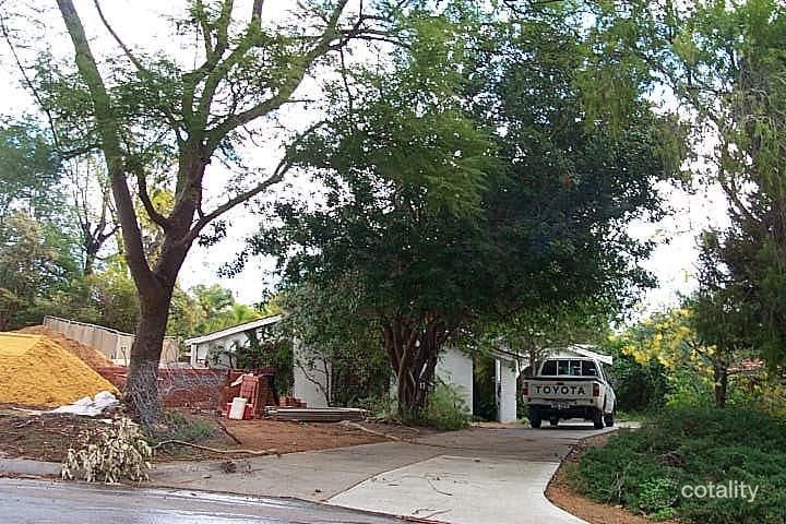 11 Walker Ct, Kardinya, WA 6163