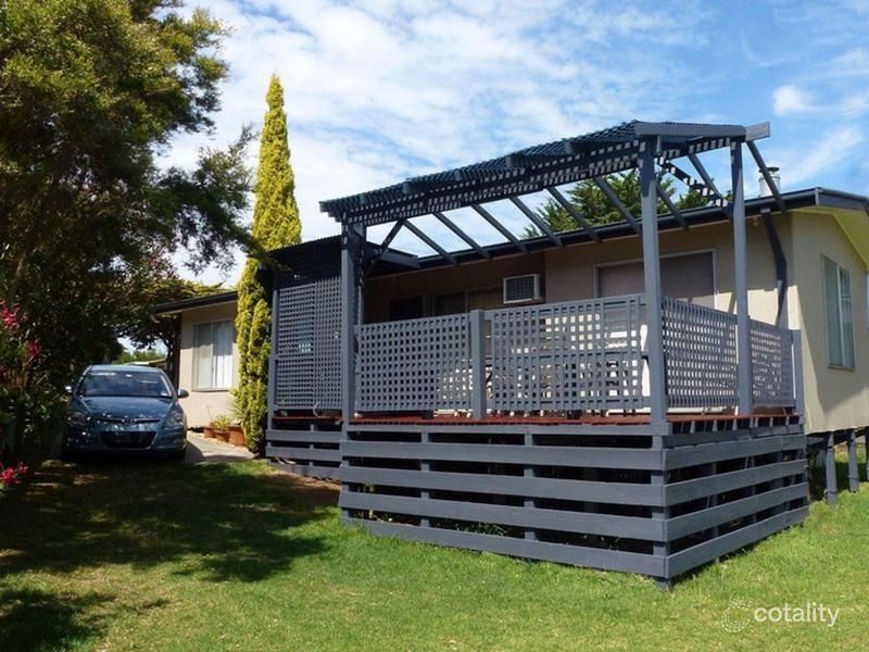 120 Red Rocks Rd, Cowes, VIC 3922
