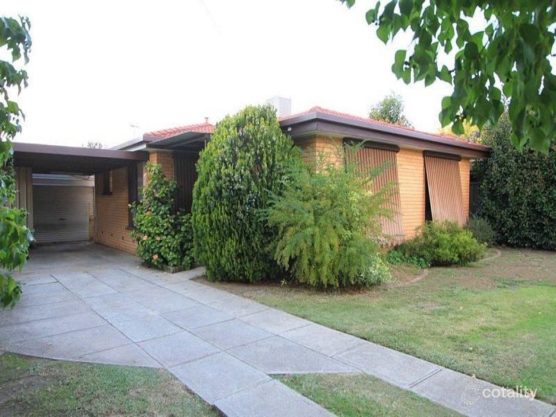 7 Robert Cres, West Wodonga, VIC 3690