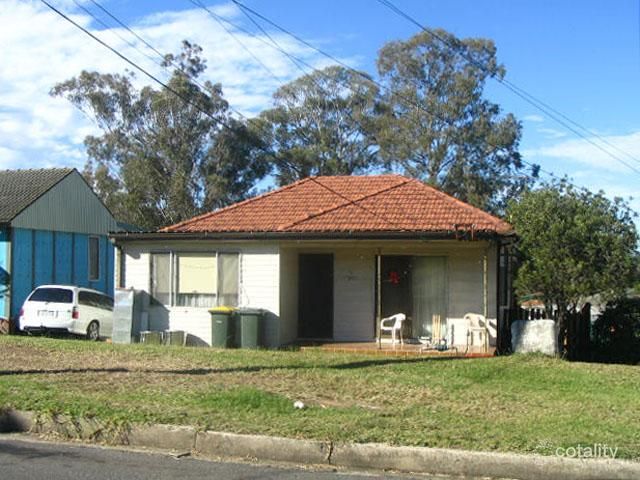 11 Mamie Ave, Seven Hills, NSW 2147