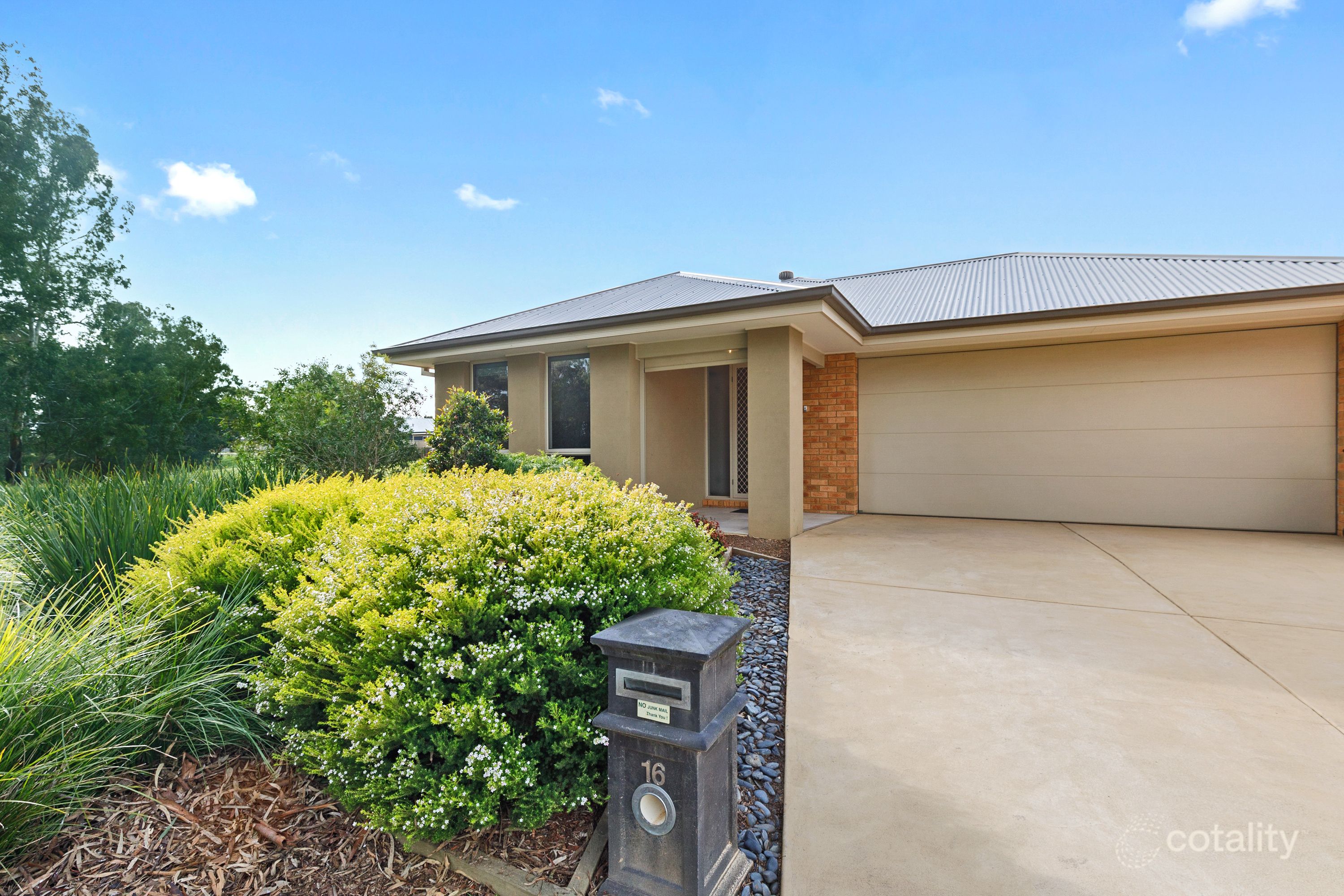 16 Ludovic Marie Ct, Nagambie, VIC 3608
