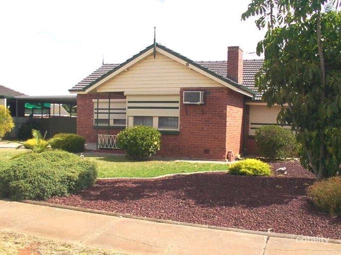 18 Kentish Rd, Elizabeth Downs, SA 5113