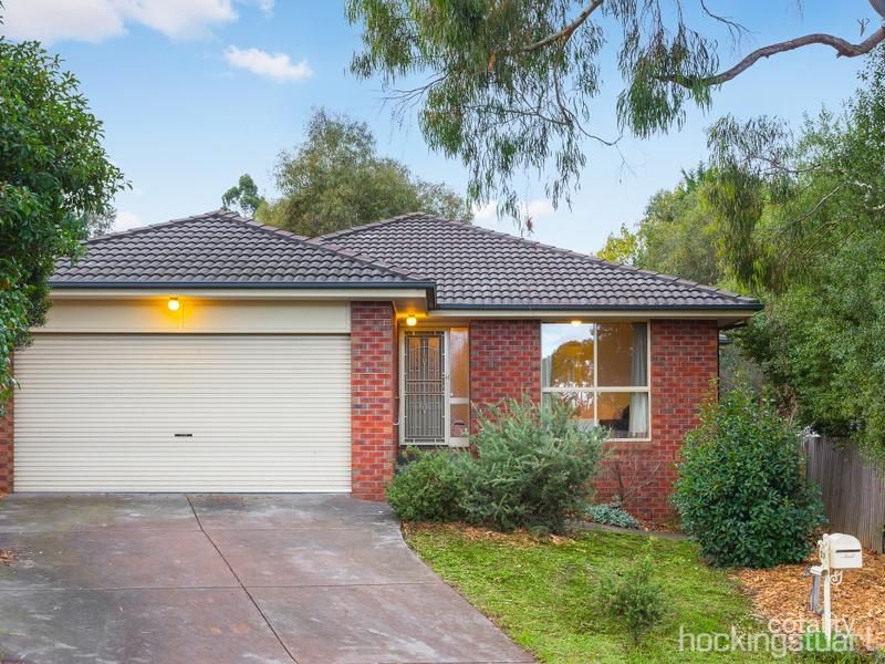 13a Oakbank Ct, Mooroolbark, VIC 3138