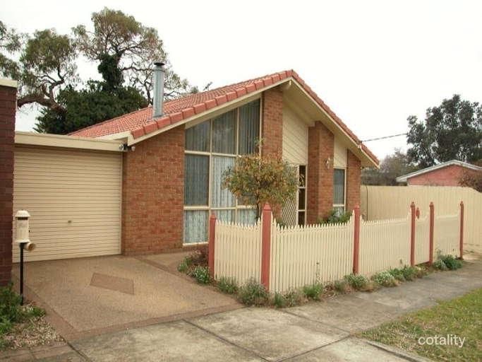 17 Buna Ave, Seaford, VIC 3198