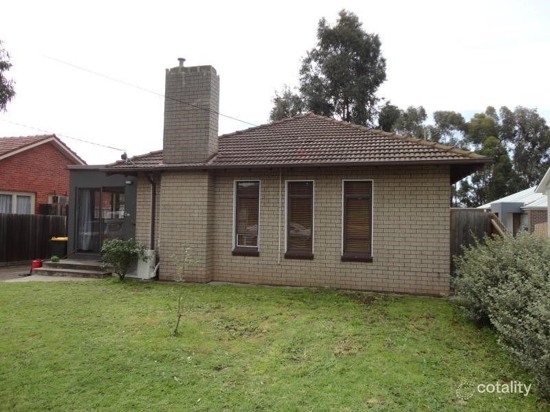 10 Charlesworth St, Laverton, VIC 3028