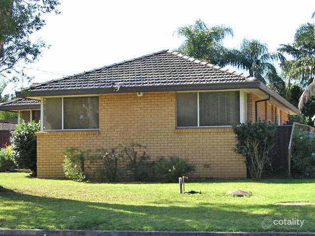 28 Raleigh Rd, Milperra, NSW 2214