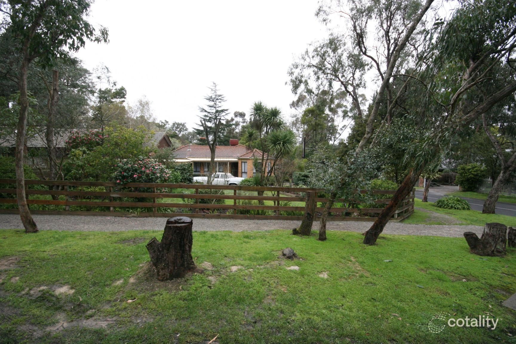 18 Brysons Rd, Warranwood, VIC 3134