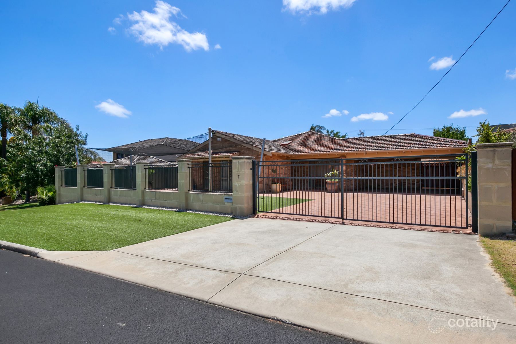 7 Sprigg Pl, Booragoon, WA 6154