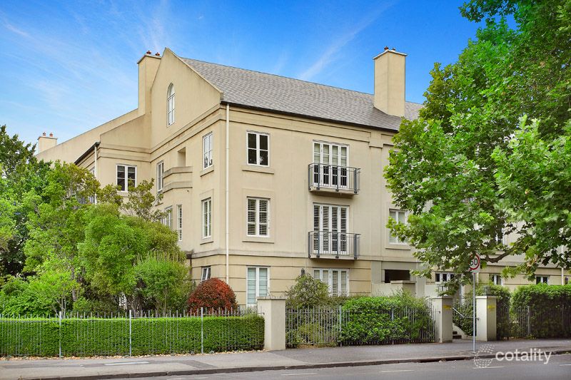 38/201 Wellington Pde S, East Melbourne, VIC 3002
