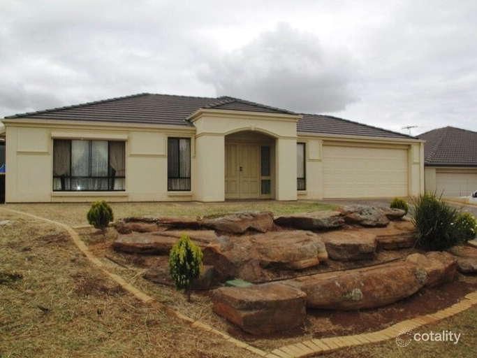 12 Withers Cct, Evanston Park, SA 5116