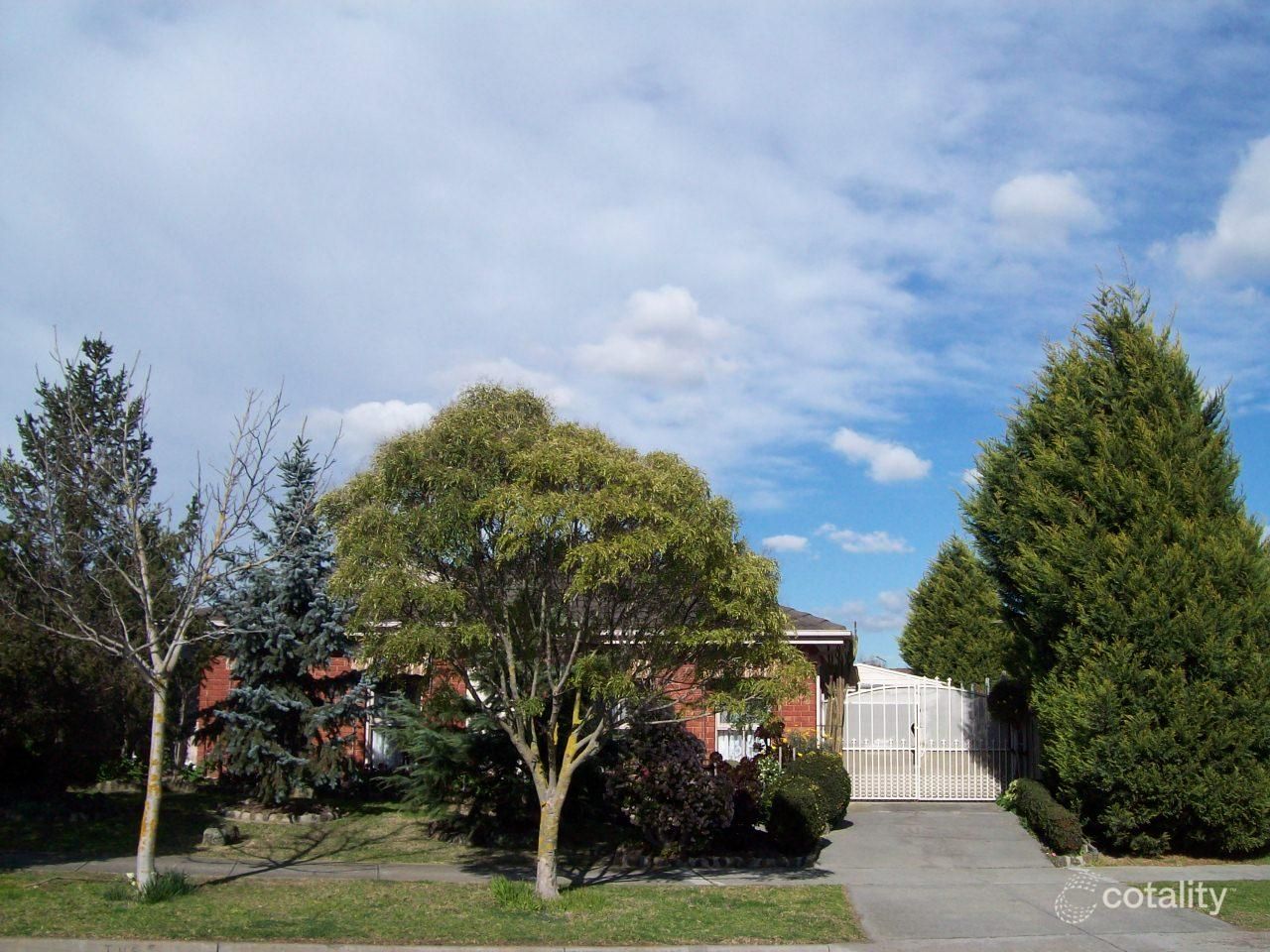 27 Tarcoola Dr, Narre Warren, VIC 3805