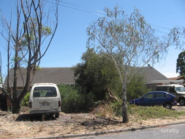 4 Kooline Cres, Gilles Plains, SA 5086