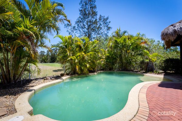 8 Meadowlake Dr, Carrara, QLD 4211