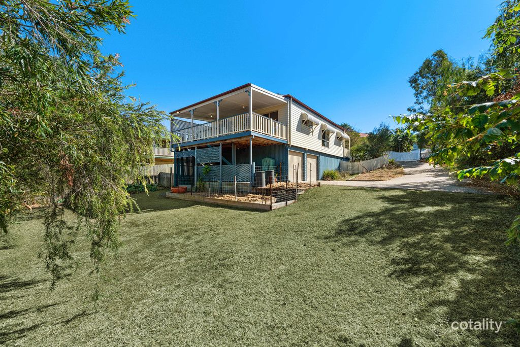 37 Hillenvale Ave, Arana Hills, QLD 4054