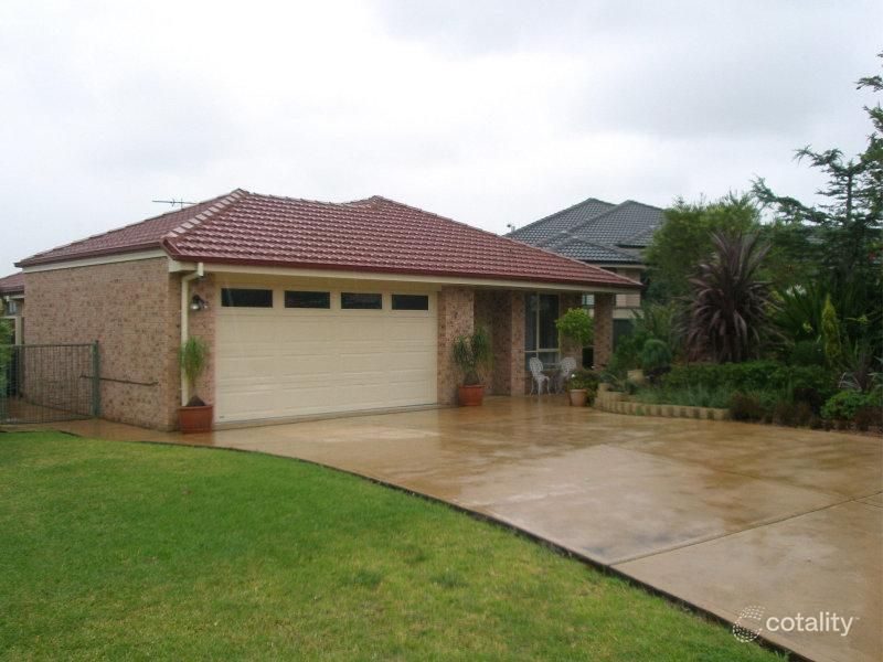 3a Edstein Pl, Raymond Terrace, NSW 2324