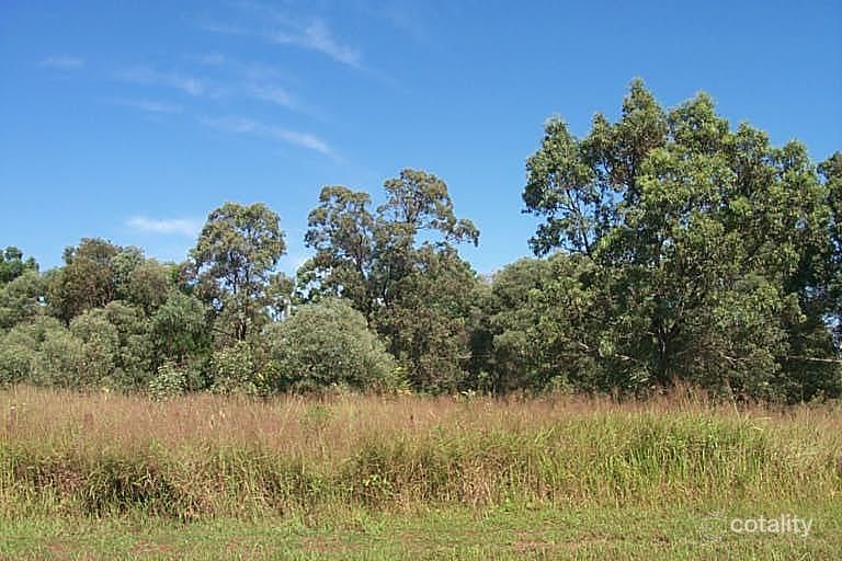 2-4 Allambie St, Macleay Island, QLD 4184