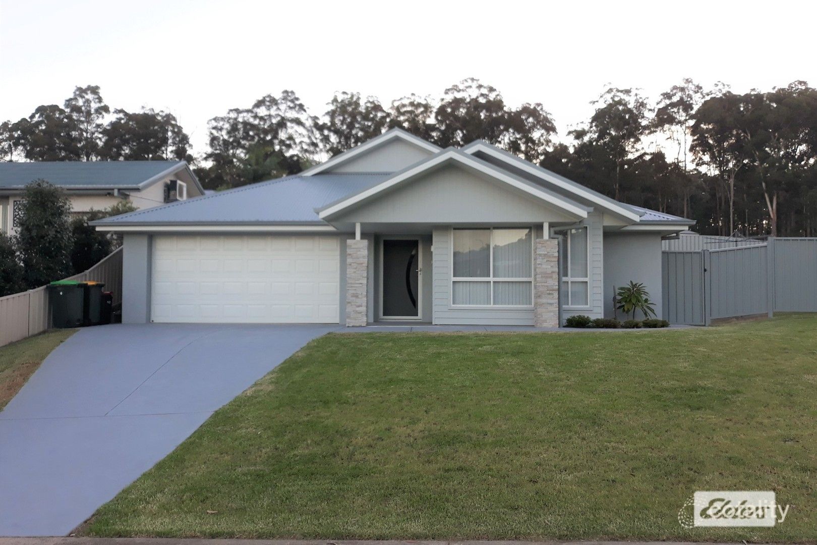 142 Edward Rd, Batehaven, NSW 2536