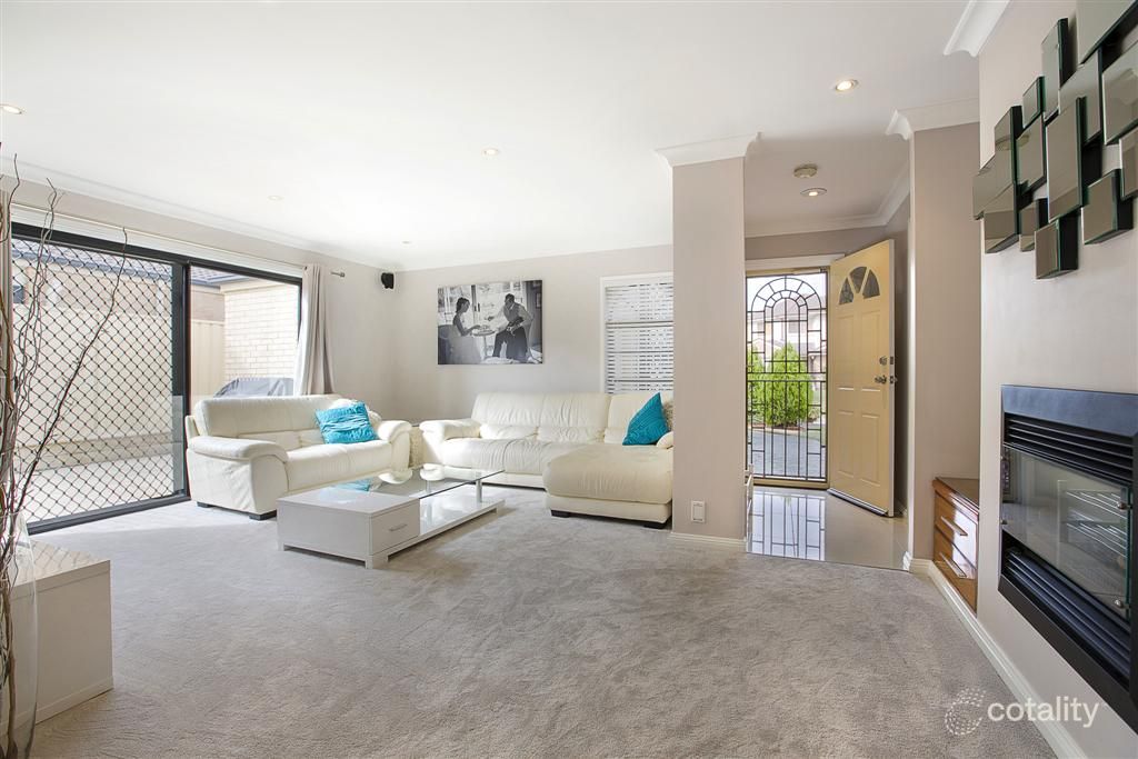 9 Dara Cres, Glenmore Park, NSW 2745