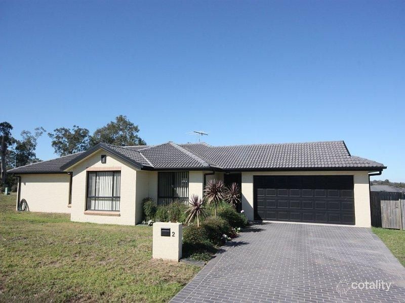 2 Clark Cl, Hunterview, NSW 2330