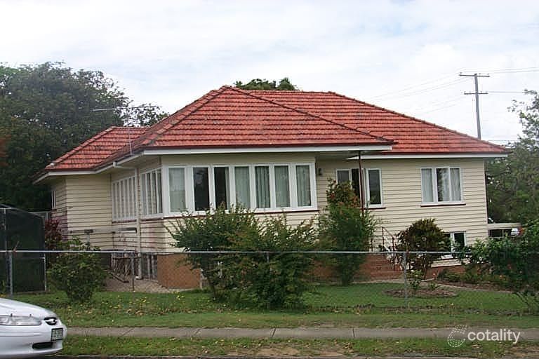 1 Oceana Tce, Manly, QLD 4179