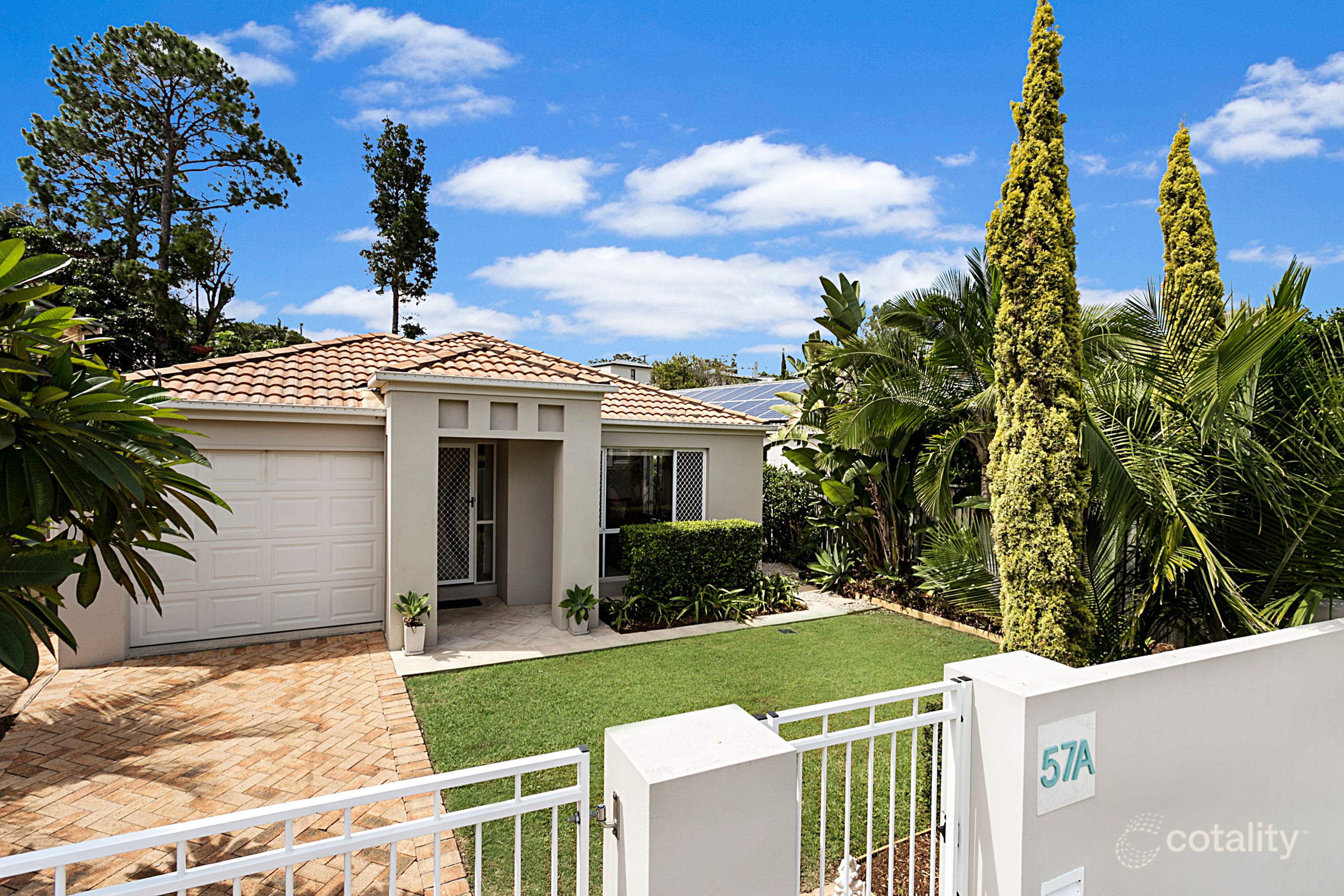 57a Camelot St, Tennyson, QLD 4105