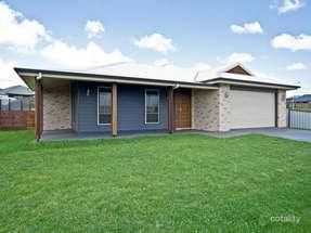 9 Oliver St, Highfields, QLD 4352