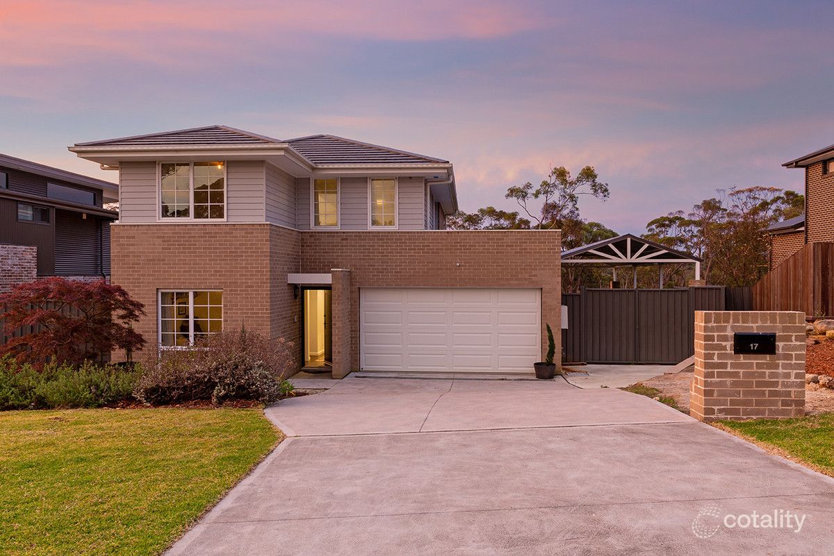 17 Spring St, Springwood, NSW 2777