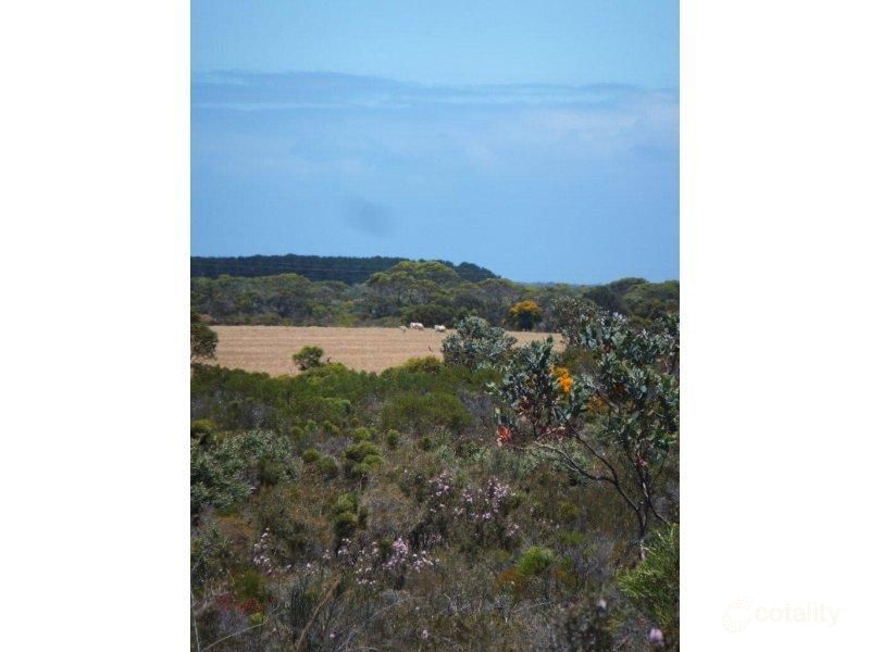 74 Long Pool Rd, Hopetoun, WA 6348