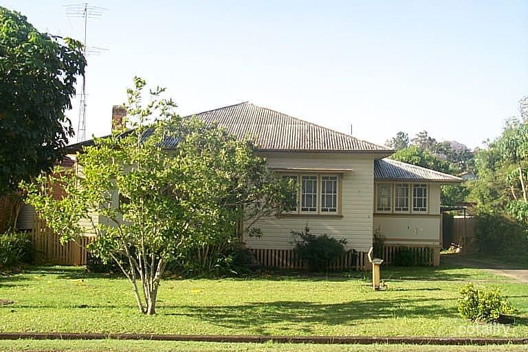 72 Avondale Ave, East Lismore, NSW 2480