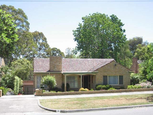 13 Wynyard Cres, Balwyn North, VIC 3104