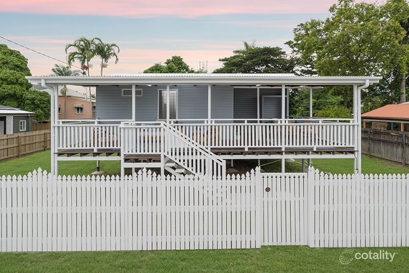 12 Putt St, Railway Estate, QLD 4810
