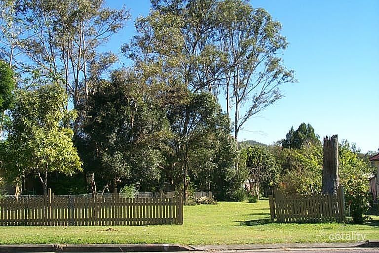 4 Bergman St, Samford Village, QLD 4520