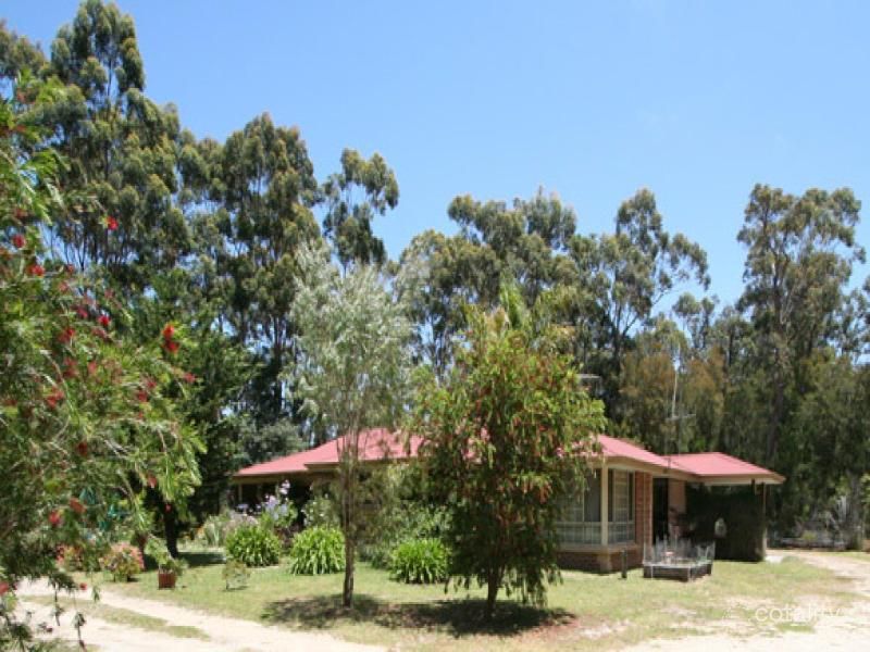 12 Tulley Rd, Scotsdale, WA 6333