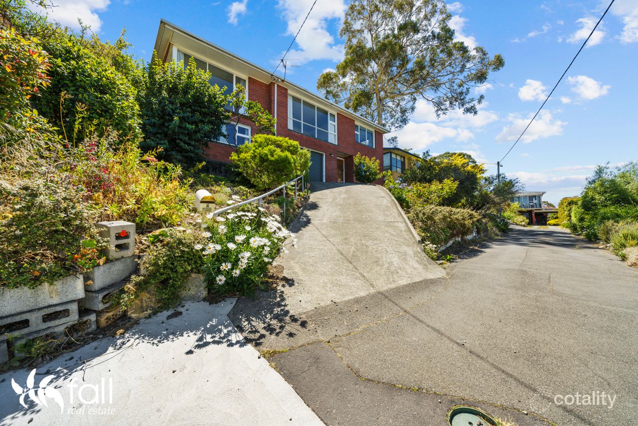8 Rianna Rd, Lindisfarne, TAS 7015