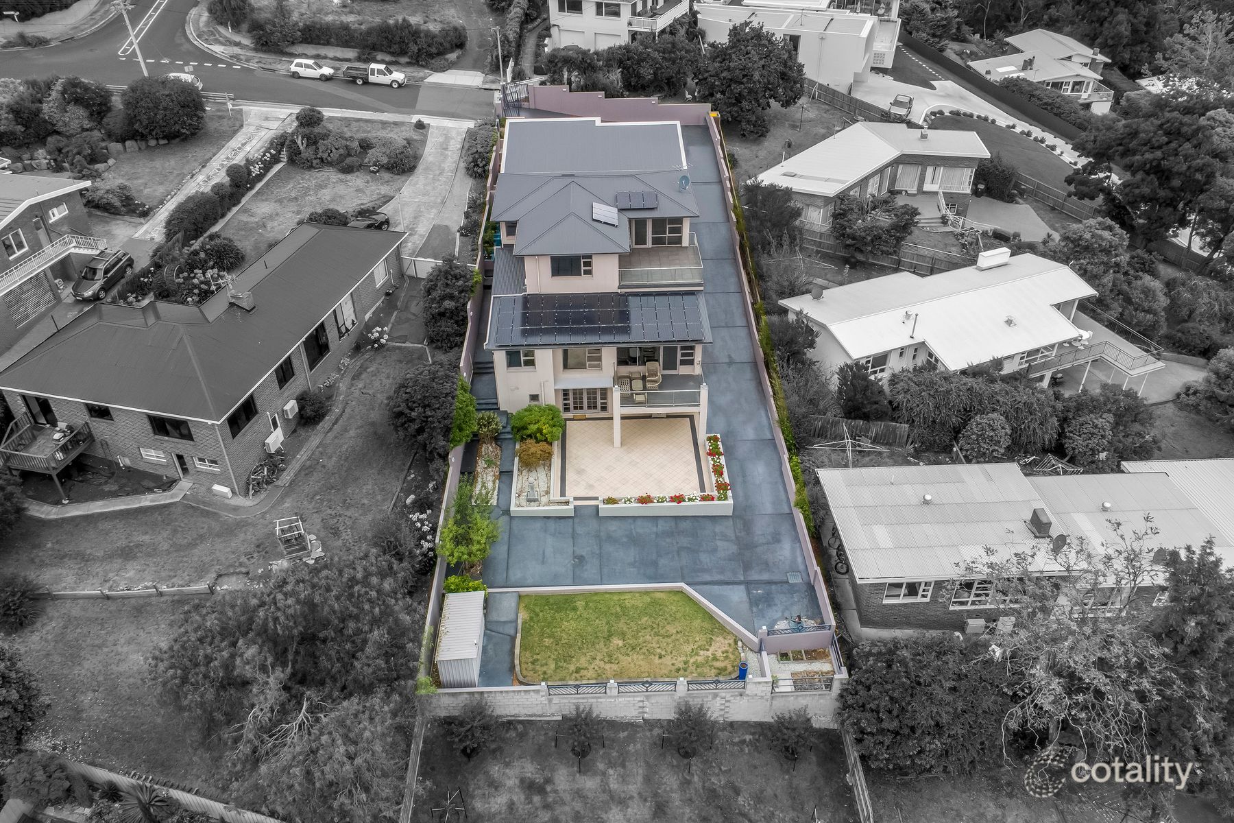 11 Cheverton Pde, Sandy Bay, TAS 7005