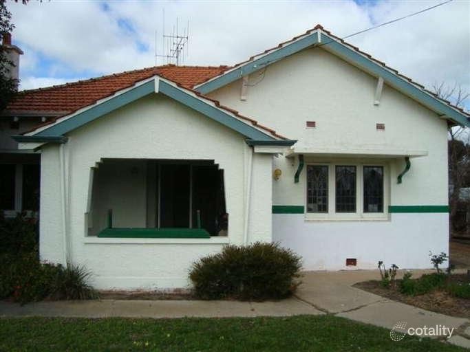 52 Clive St, Katanning, WA 6317