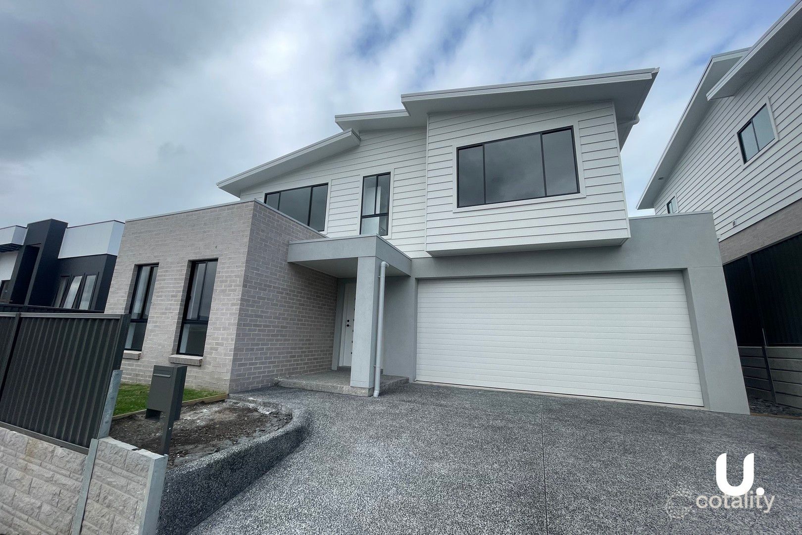 19 Bowral Cres, Tullimbar, NSW 2527