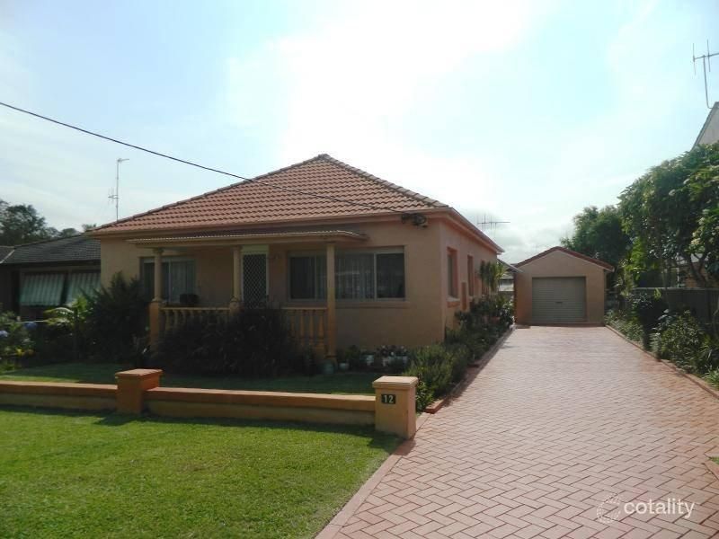 12 Bent St, Tuncurry, NSW 2428