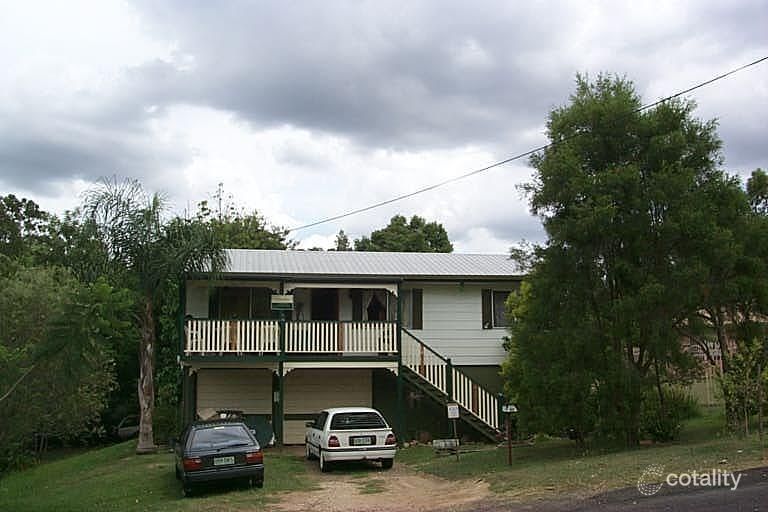 12 Pender St, North Ipswich, QLD 4305