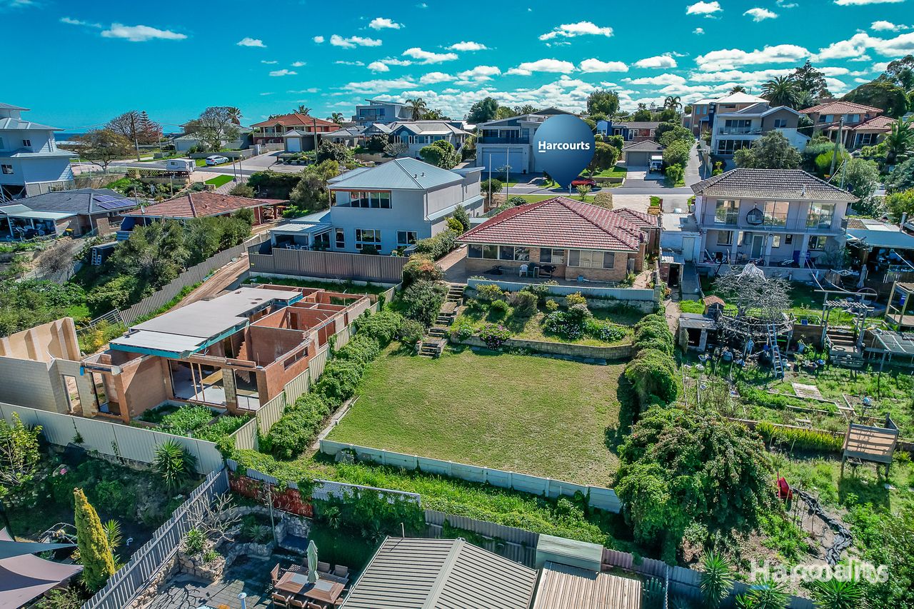 18 Dennis St, Quinns Rocks, WA 6030