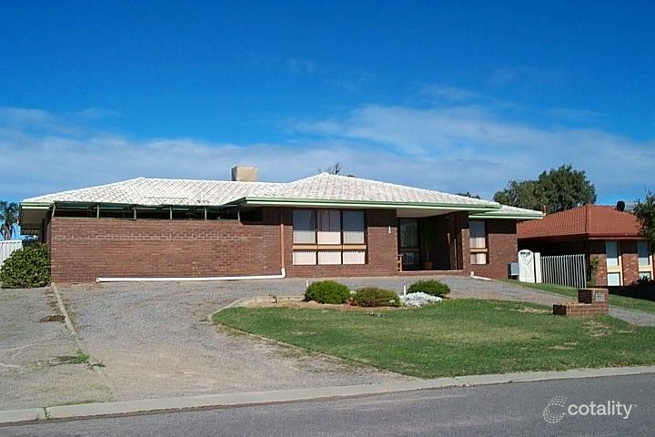 1 Waverley St, Mount Tarcoola, WA 6530