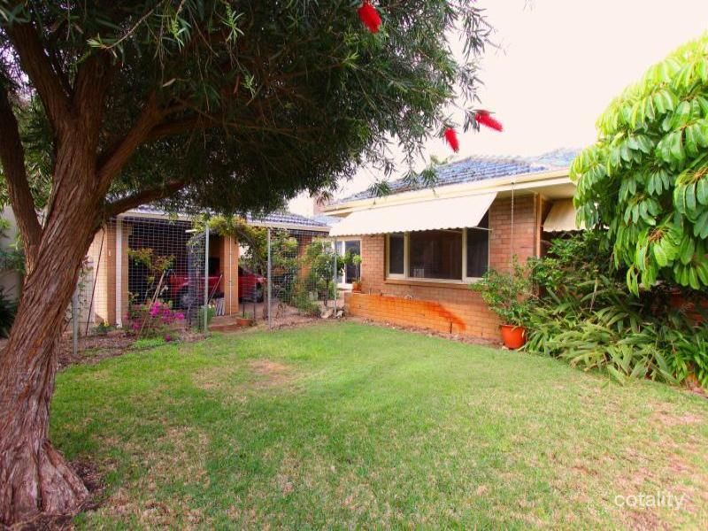 134a Rochdale Rd, Mount Claremont, WA 6010